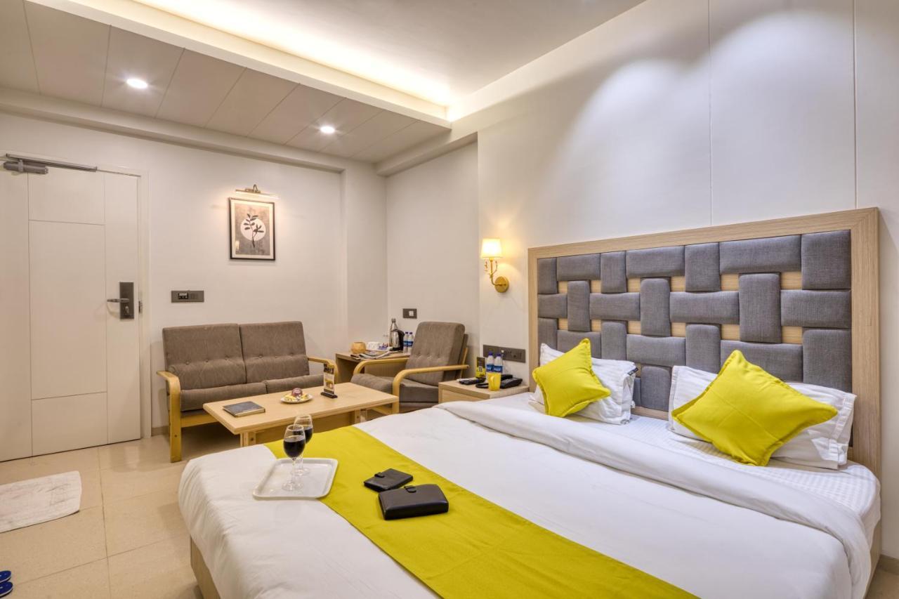 סוראט Hotel Sifat International מראה חיצוני תמונה