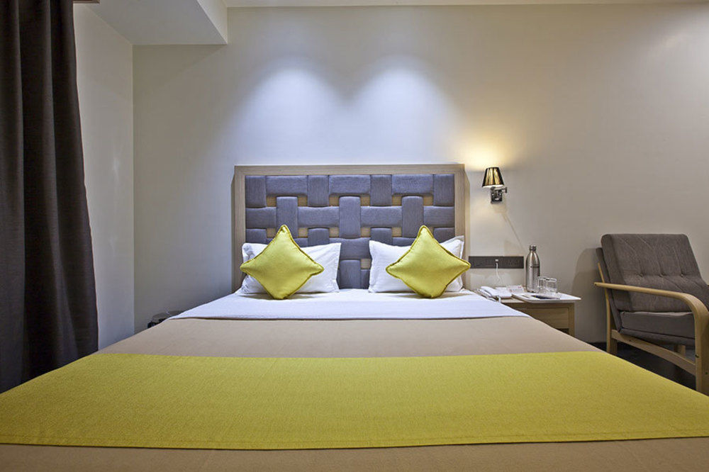 סוראט Hotel Sifat International מראה חיצוני תמונה